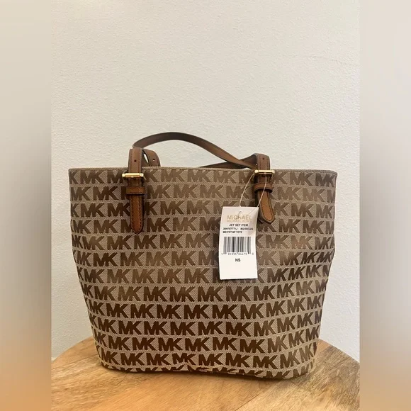 Michael Kors Jet Set MD PKT MF Tote - NWT - Picture 6 of 11